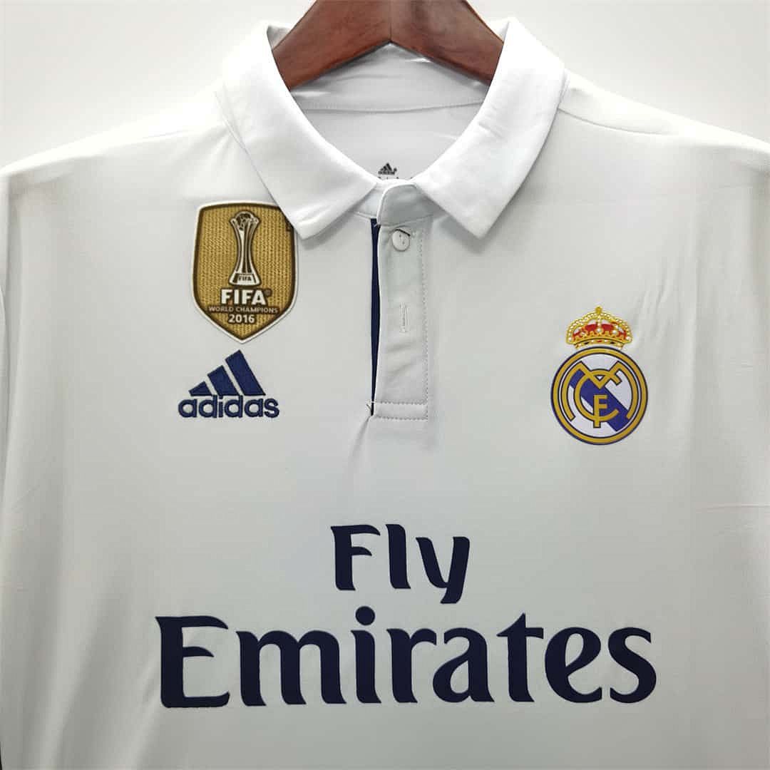 16-17 Real Madrid home 5