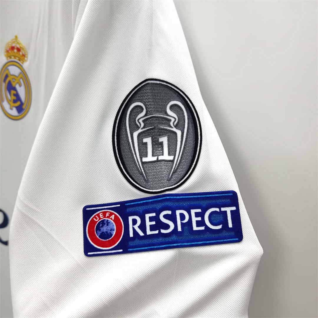 16-17 Real Madrid home 9