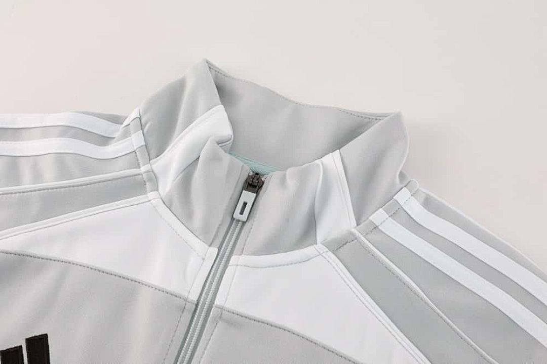 25-26 Real Madrid Training Kits Tracksuits Jacket Cheap Football Jersey Wholesale Yupoo 14