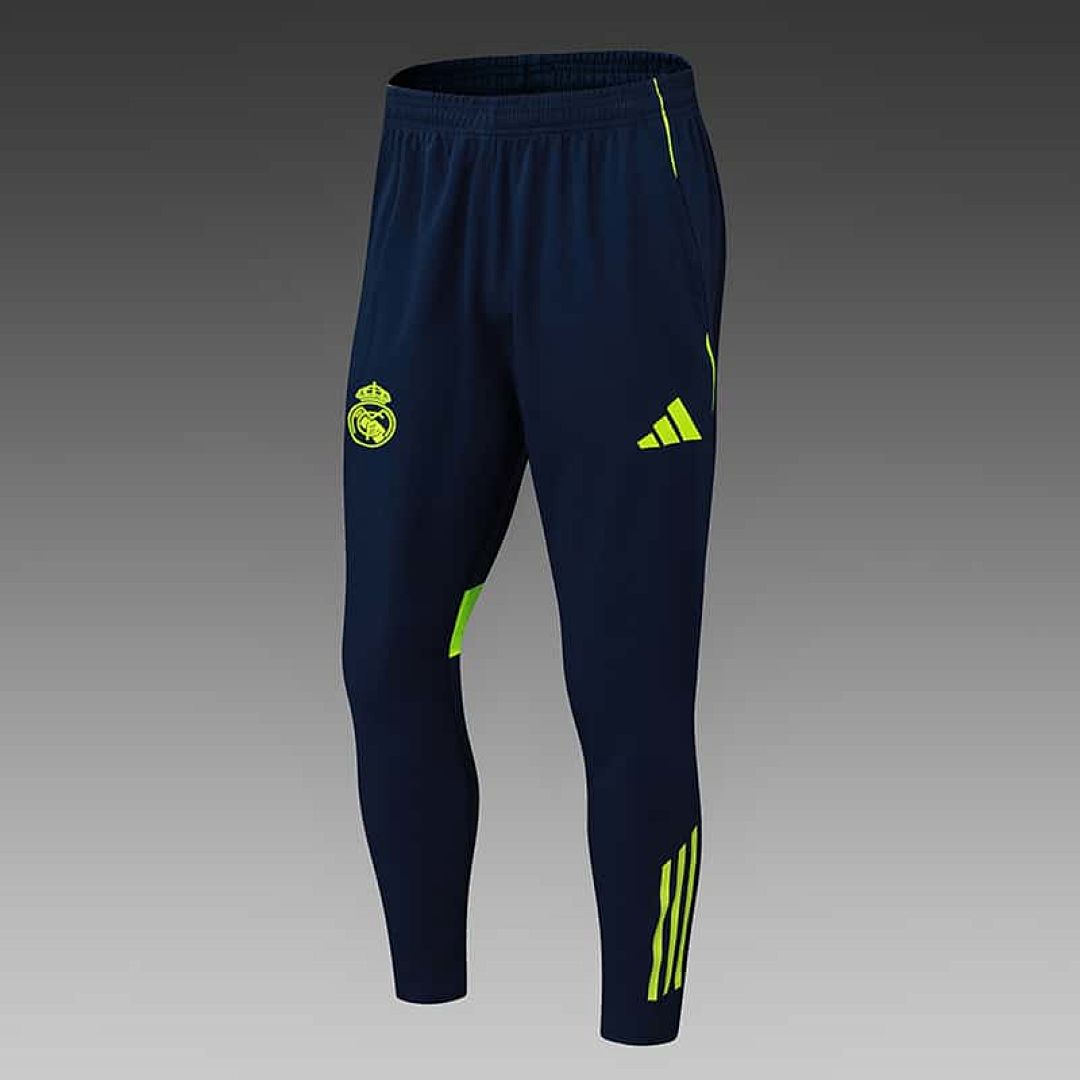 25-26 Real Madrid Training Kits Tracksuits Sweatshirt Cheap Football Jersey Wholesale Yupoo 12