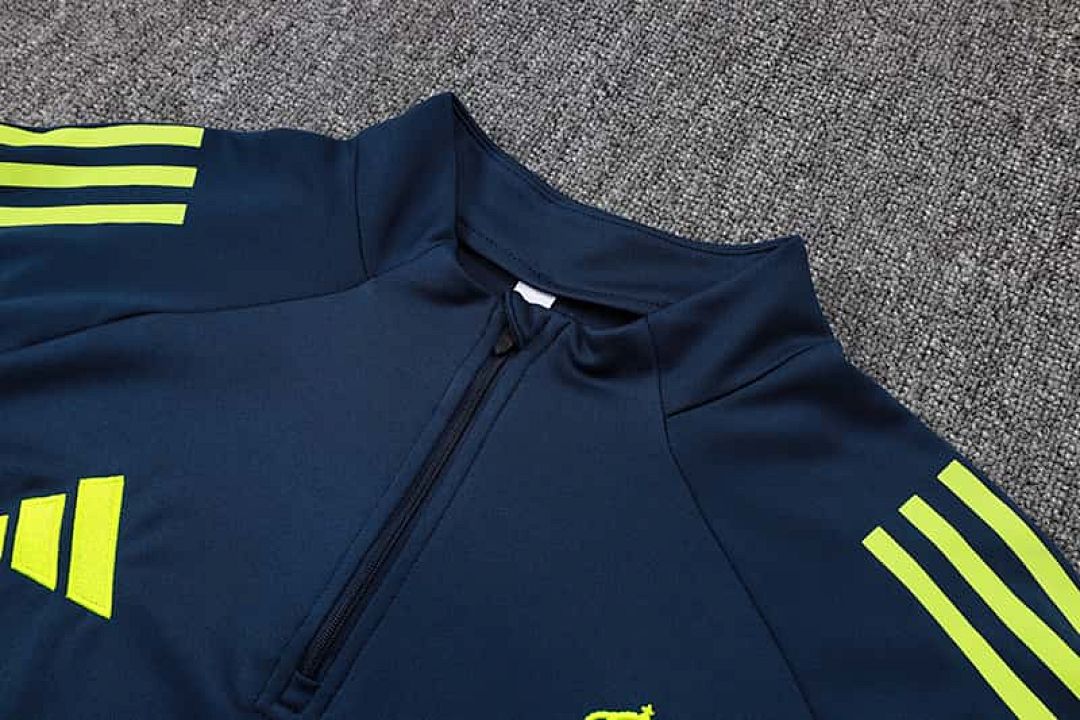 25-26 Real Madrid Training Kits Tracksuits Sweatshirt Cheap Football Jersey Wholesale Yupoo 13
