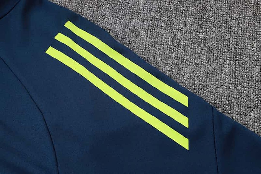 25-26 Real Madrid Training Kits Tracksuits Sweatshirt Cheap Football Jersey Wholesale Yupoo 20
