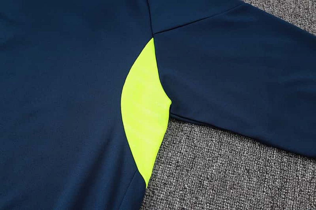 25-26 Real Madrid Training Kits Tracksuits Sweatshirt Cheap Football Jersey Wholesale Yupoo 23