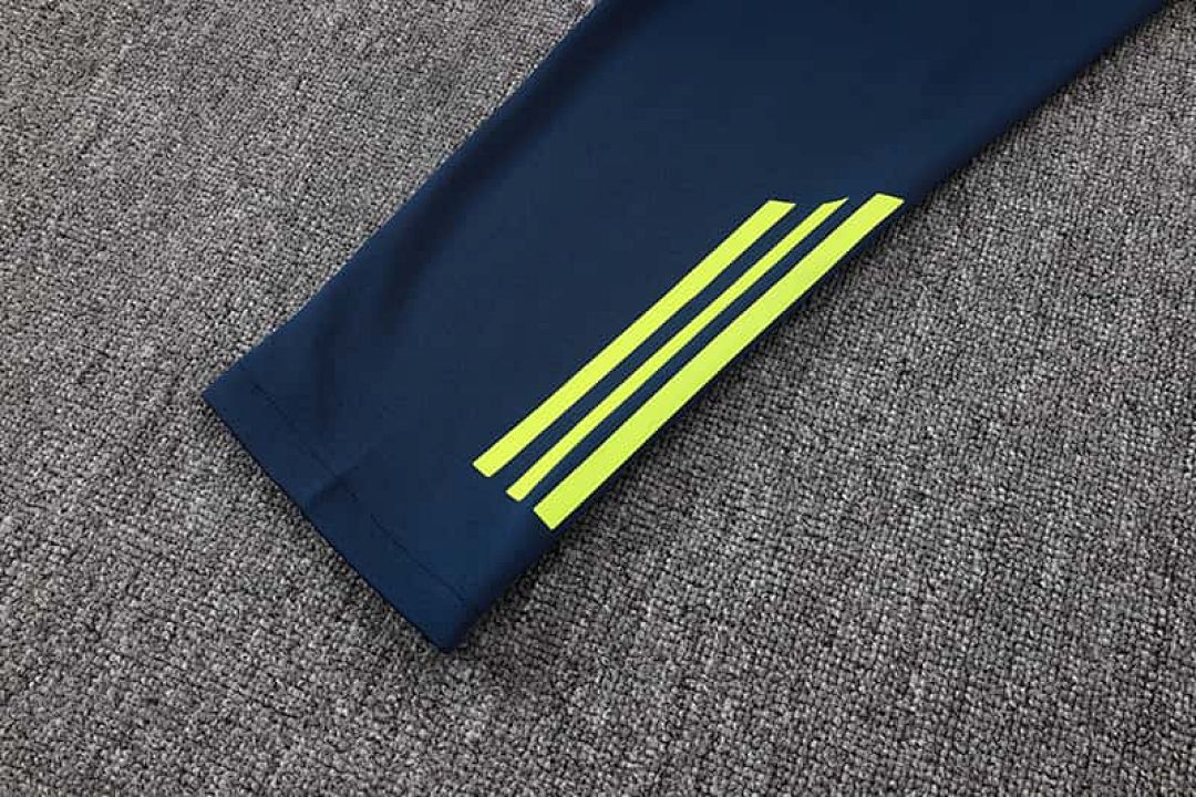 25-26 Real Madrid Training Kits Tracksuits Sweatshirt Cheap Football Jersey Wholesale Yupoo 40