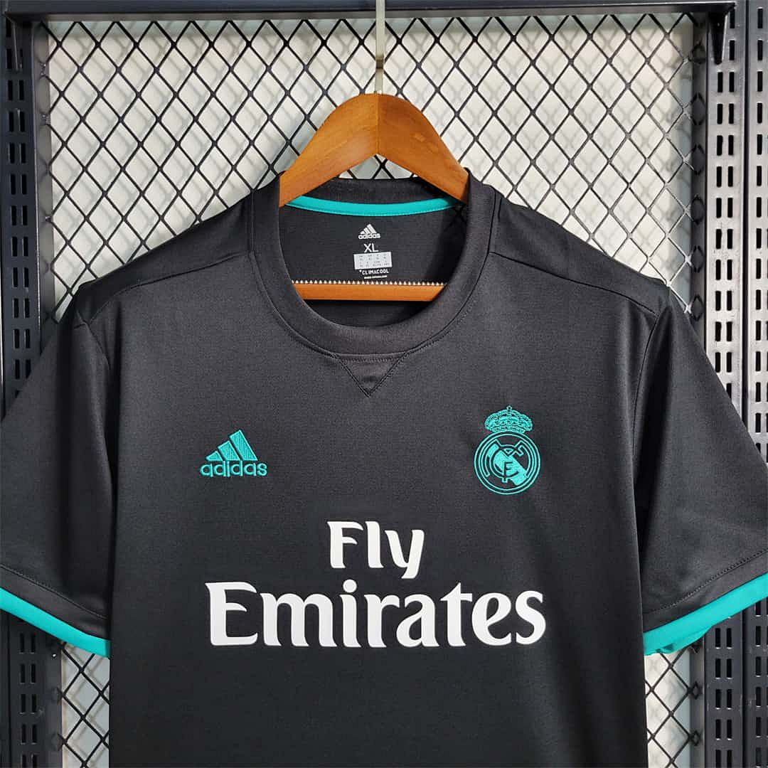 17-18 Real Madrid away 2