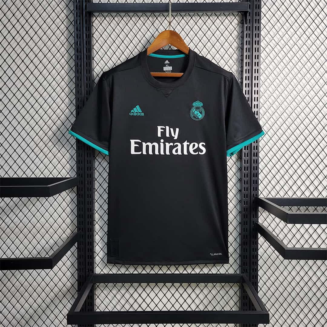 17-18 Real Madrid away 4