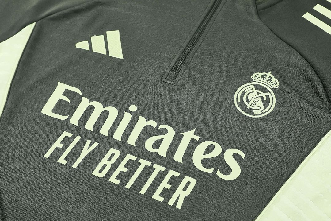 25-26 Players Real Madrid Training Kits Tracksuits Sweatshirt Cheap Jersey Wholesale Yupoo 3