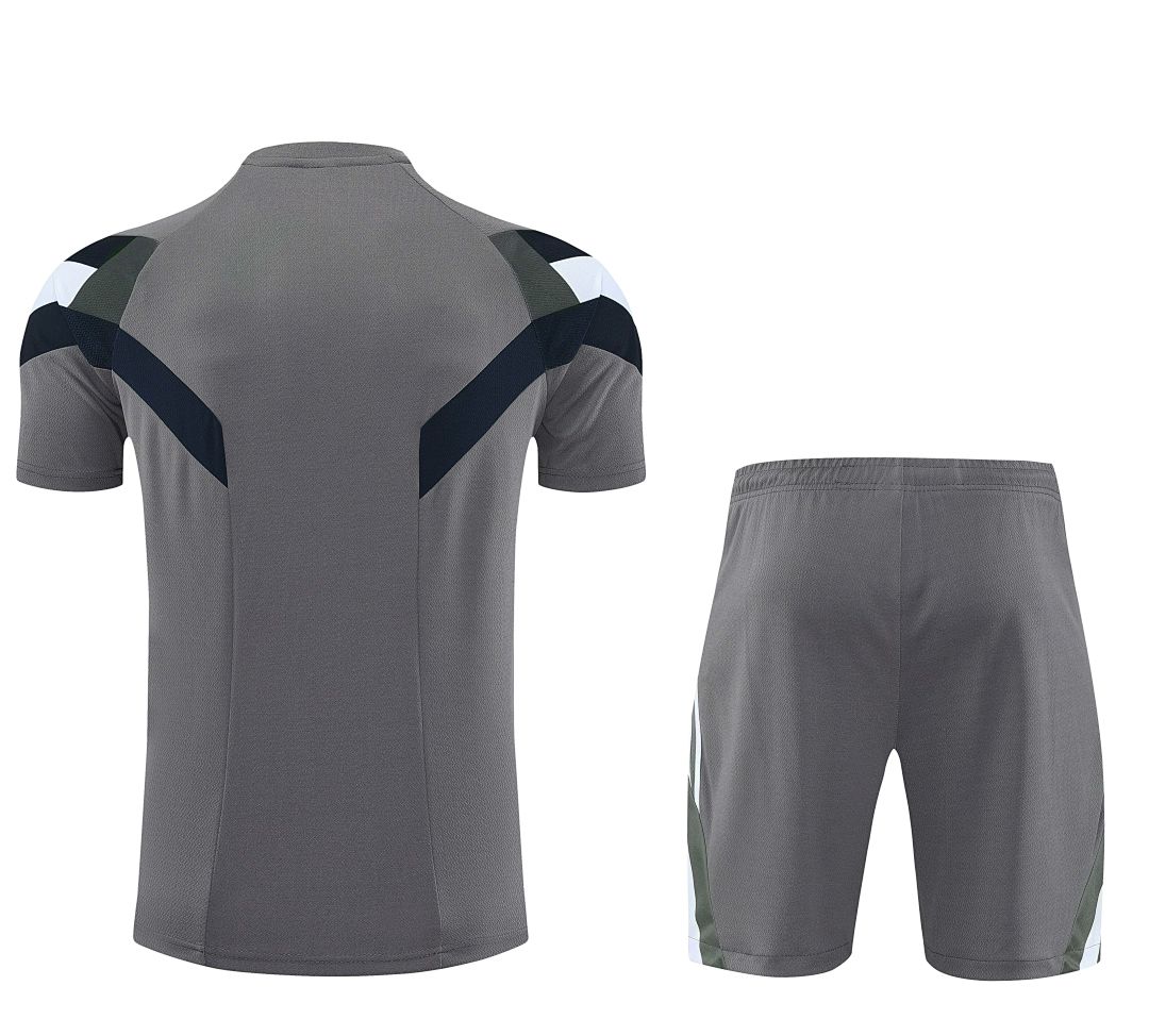 25-26 Real Madrid Training Kits Football Tracksuits Cheap Football Jersey Wholesale Yupoo 2