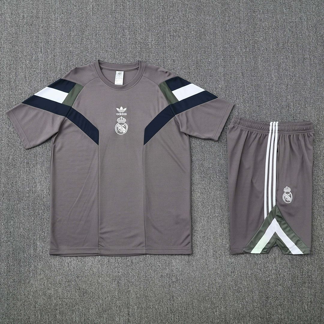 25-26 Real Madrid Training Kits Football Tracksuits Cheap Football Jersey Wholesale Yupoo 7