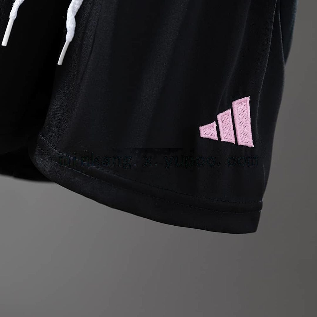 25_26 Kids Miami away size_ 16-28 2