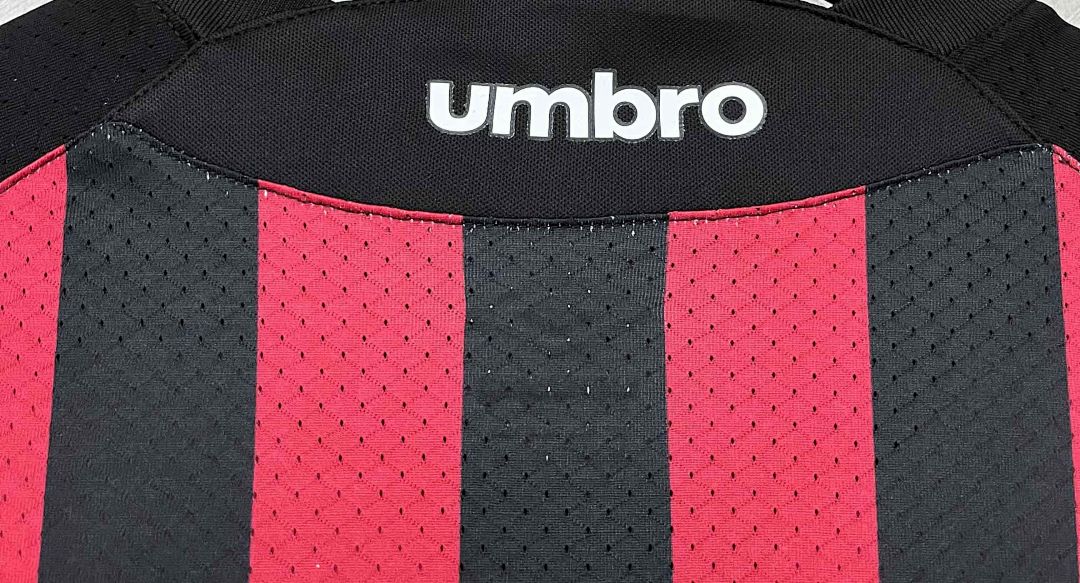 18-19 Athletico Paranaense local retro kit 4