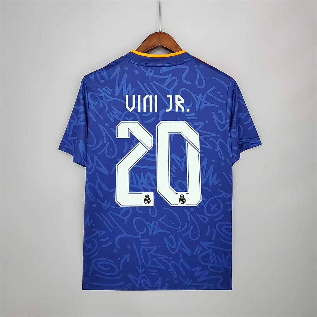 21-22 Real Madrid away 16