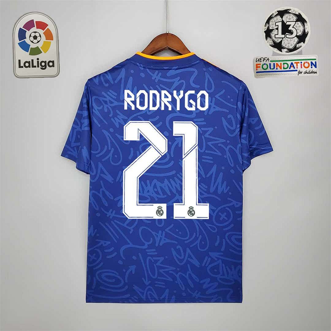 21-22 Real Madrid away 19