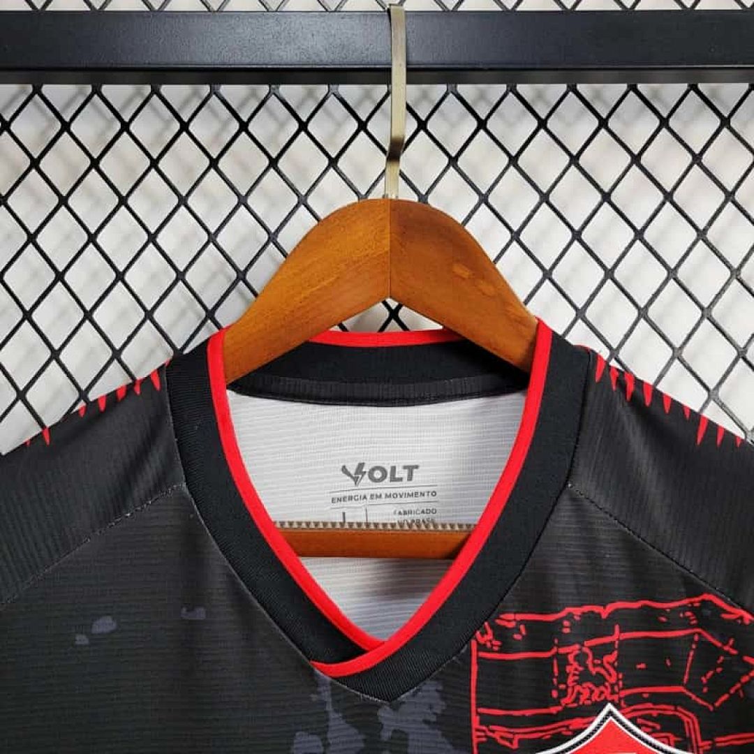 24-25 Vitoria Special Edition Kit 6