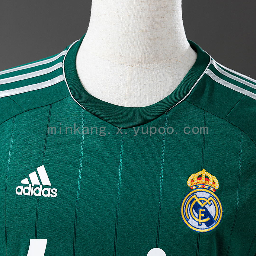 Retro Real Madrid 12/13 third away S-XXL 5