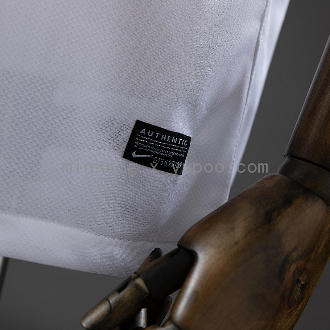 Retro 11/12 Santos home S-XXL 8