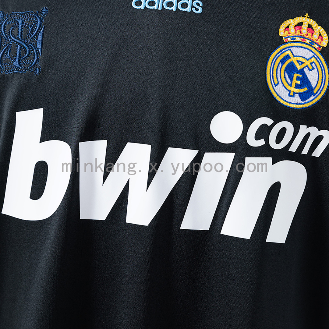 Retro Real Madrid 09/10 away S-XXL 7