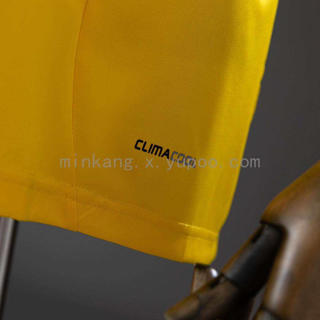 Retro Real Madrid 11/12 Goalkeeper Yellow S-XXL 8