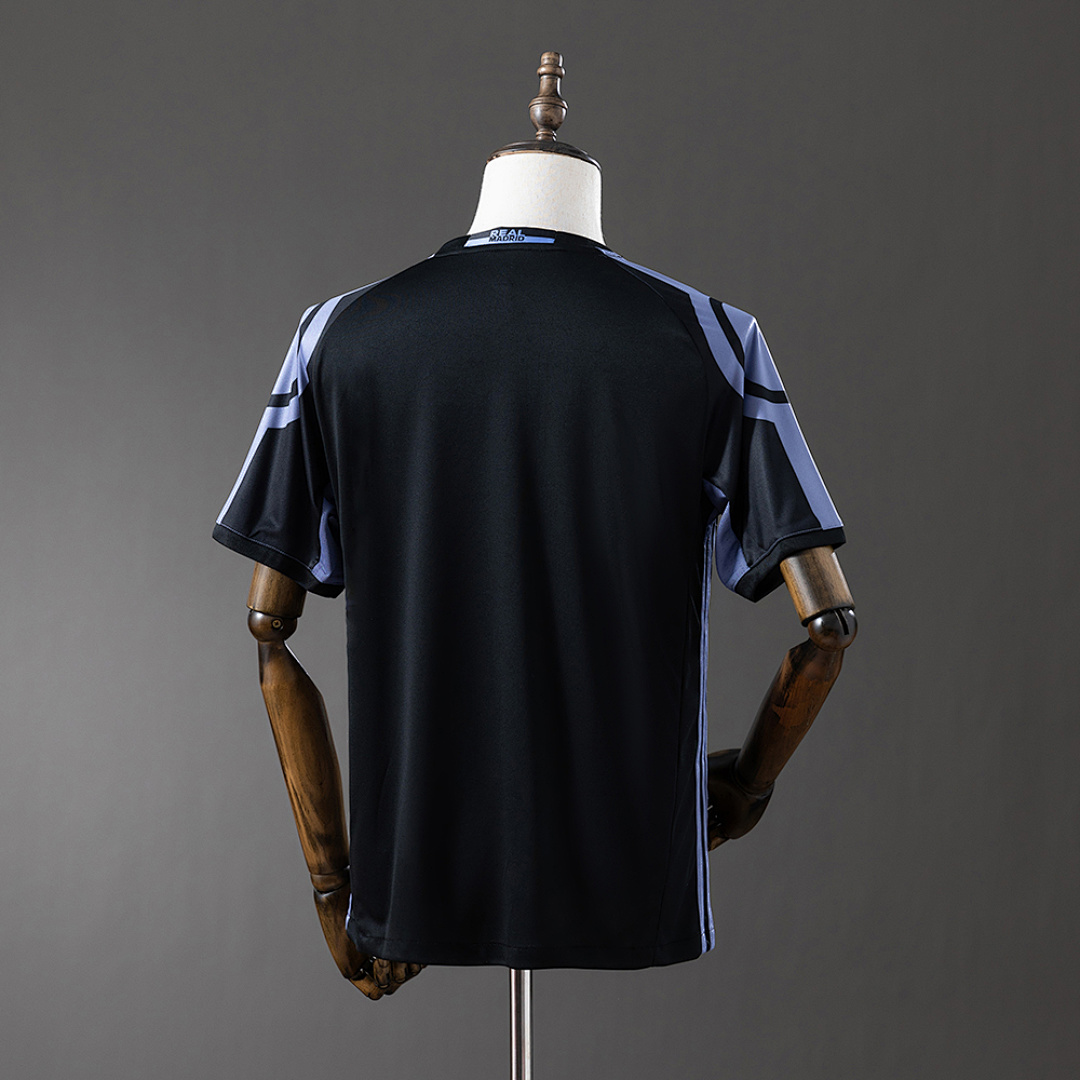 Retro Real Madrid 16/17 Third Away S-XXL 7