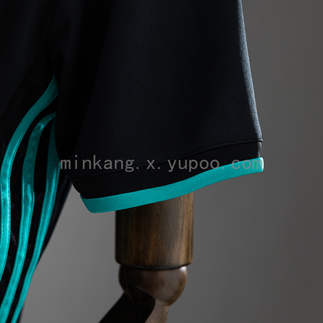 Retro Real Madrid 17/18 Away S-XXL 2
