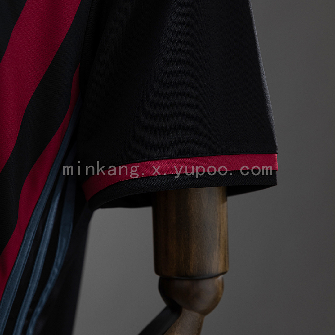 Retro AC Milan 16/17 Home S-XXL 2