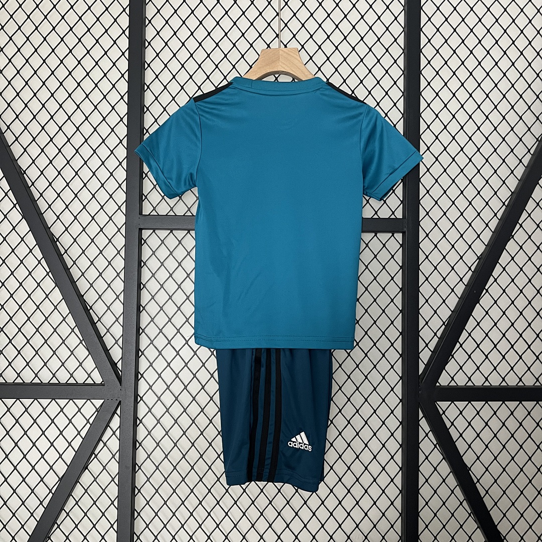 kids Real Madrid 17/18 third away size: 16-28 8