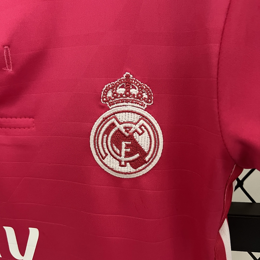 kids Real Madrid 14/15 away size: 16-28 6