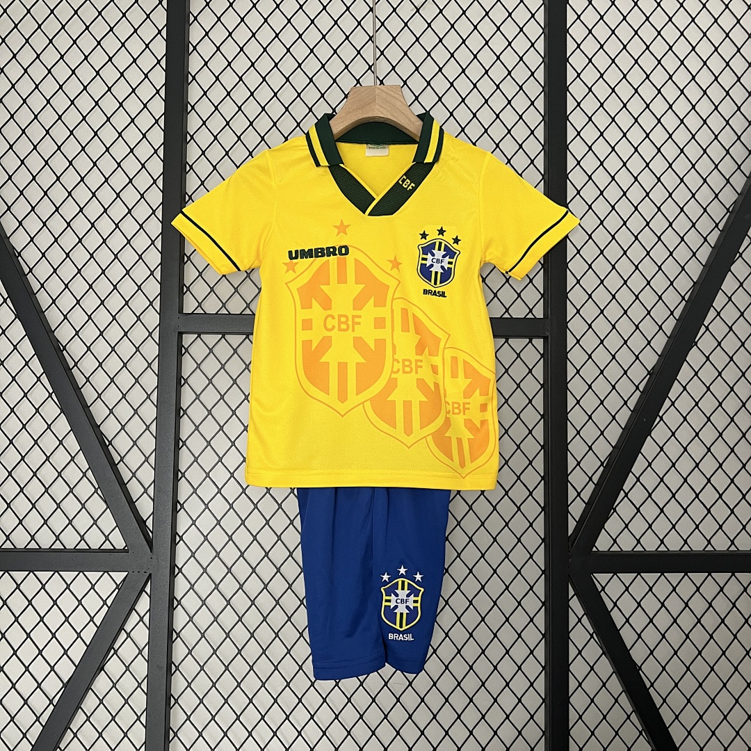 kids Brazil93/94 home size: 16-28 3