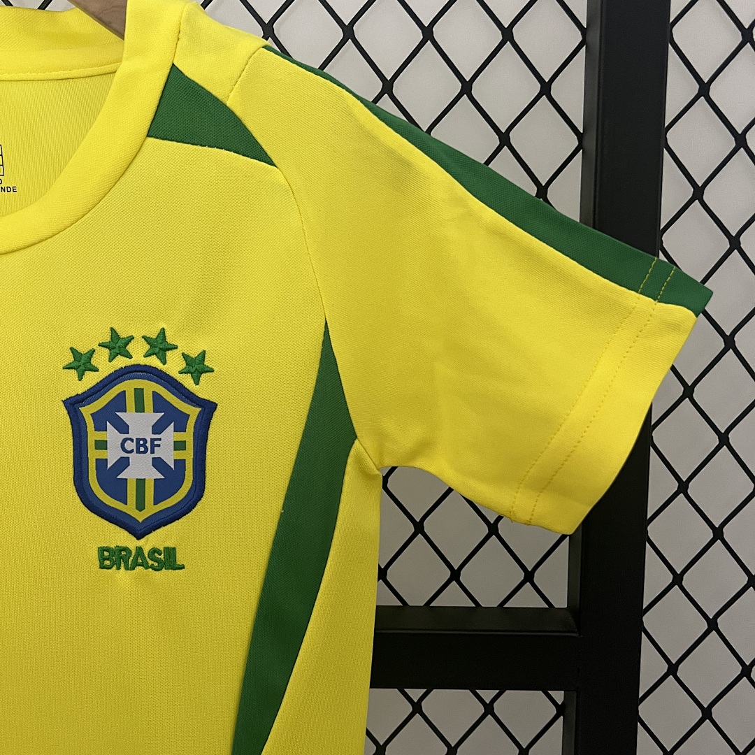 kids Brazil2002 home size: 16-28 4