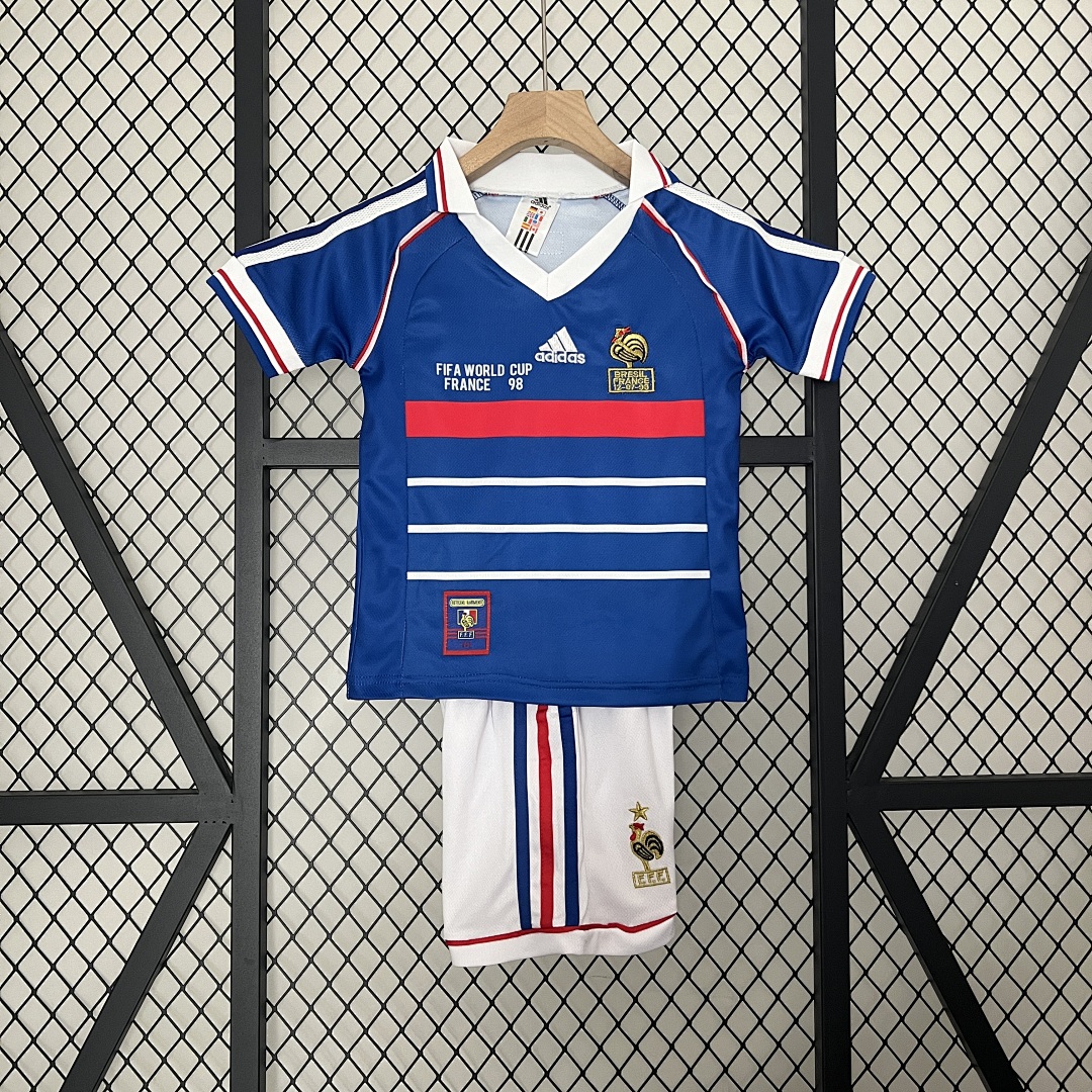 kids France 1998 home size: 16-28 5