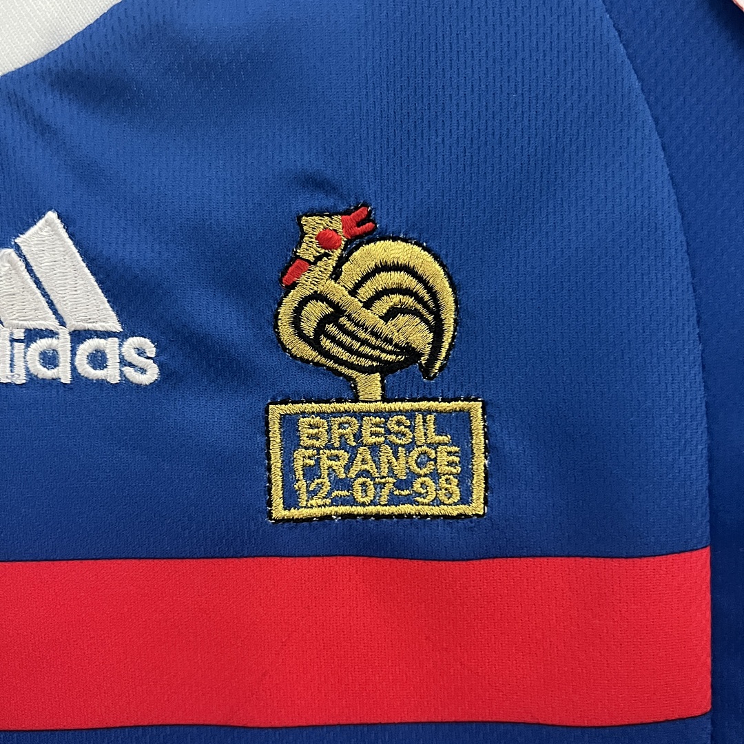 kids France 1998 home size: 16-28 10