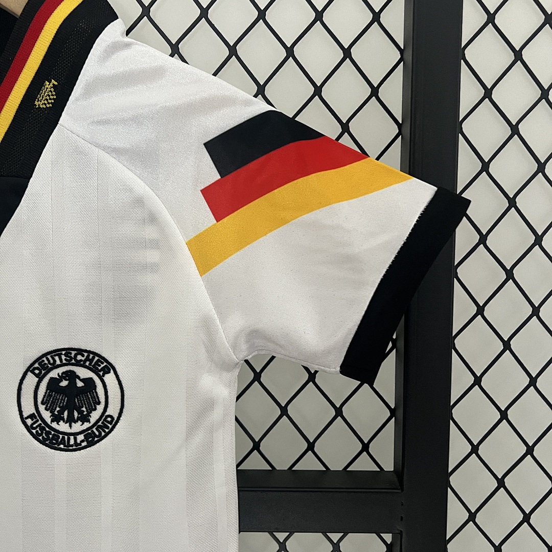 kids Germany 1992 home size: 16-28 2