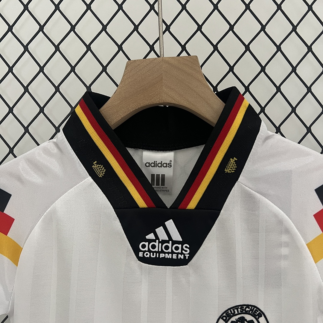 kids Germany 1992 home size: 16-28 3
