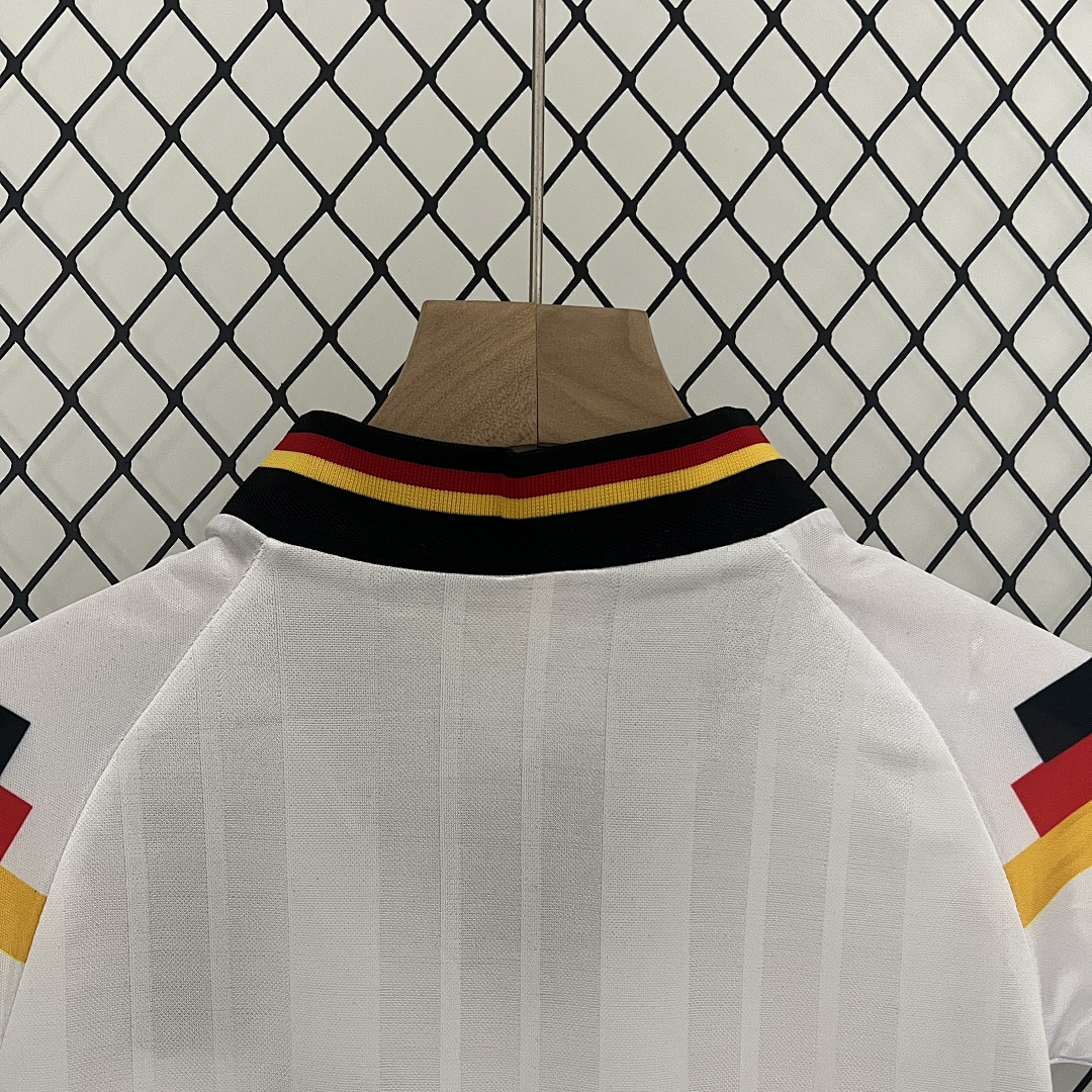 kids Germany 1992 home size: 16-28 5