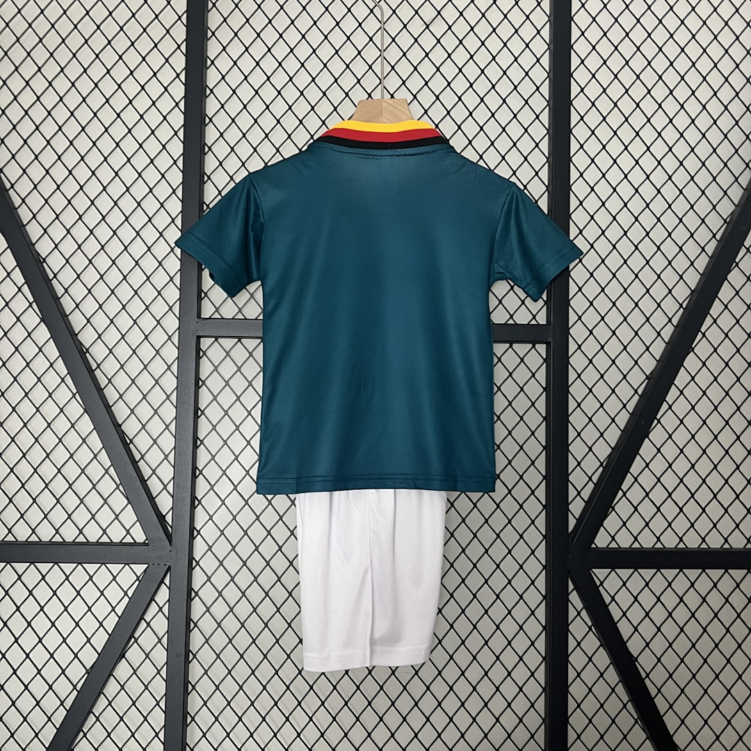 kids Germany 1994 away size: 16-28 6