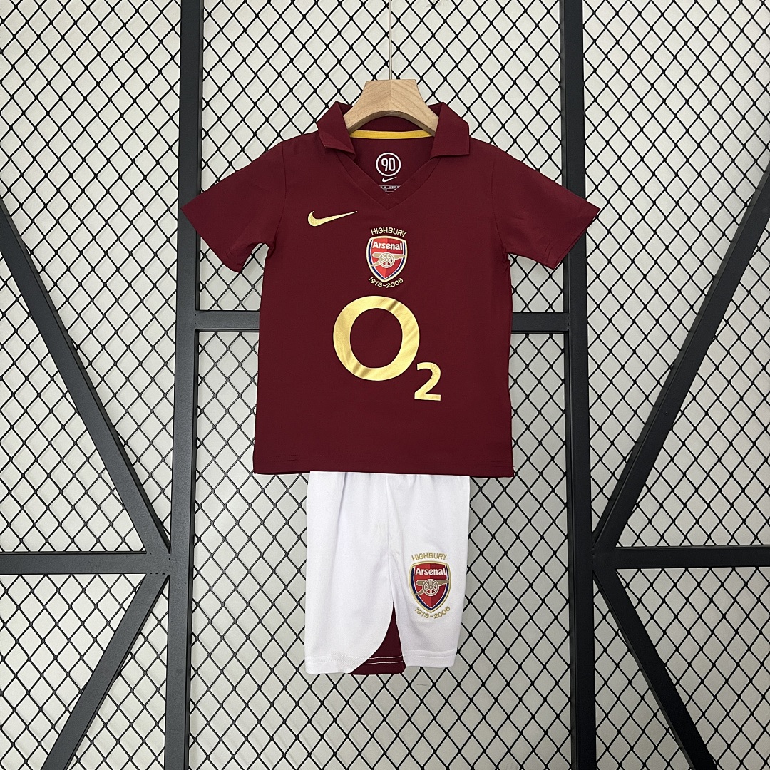 kids Arsenal 05/06 home size: 16-28 2