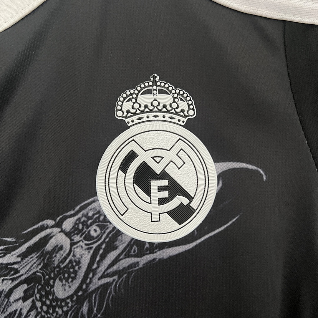kids Real Madrid 14/15 third away size: 16-28 6