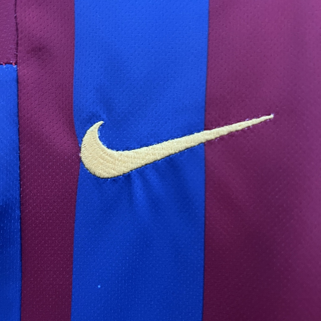kids Barcelona 05/06 home size: 16-28 4