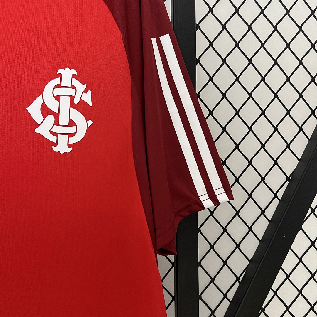 24/25 Internacional Training Wear Red S-XXL 3