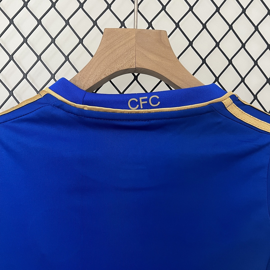 kids Chelsea12/13 home size: 16-28 2