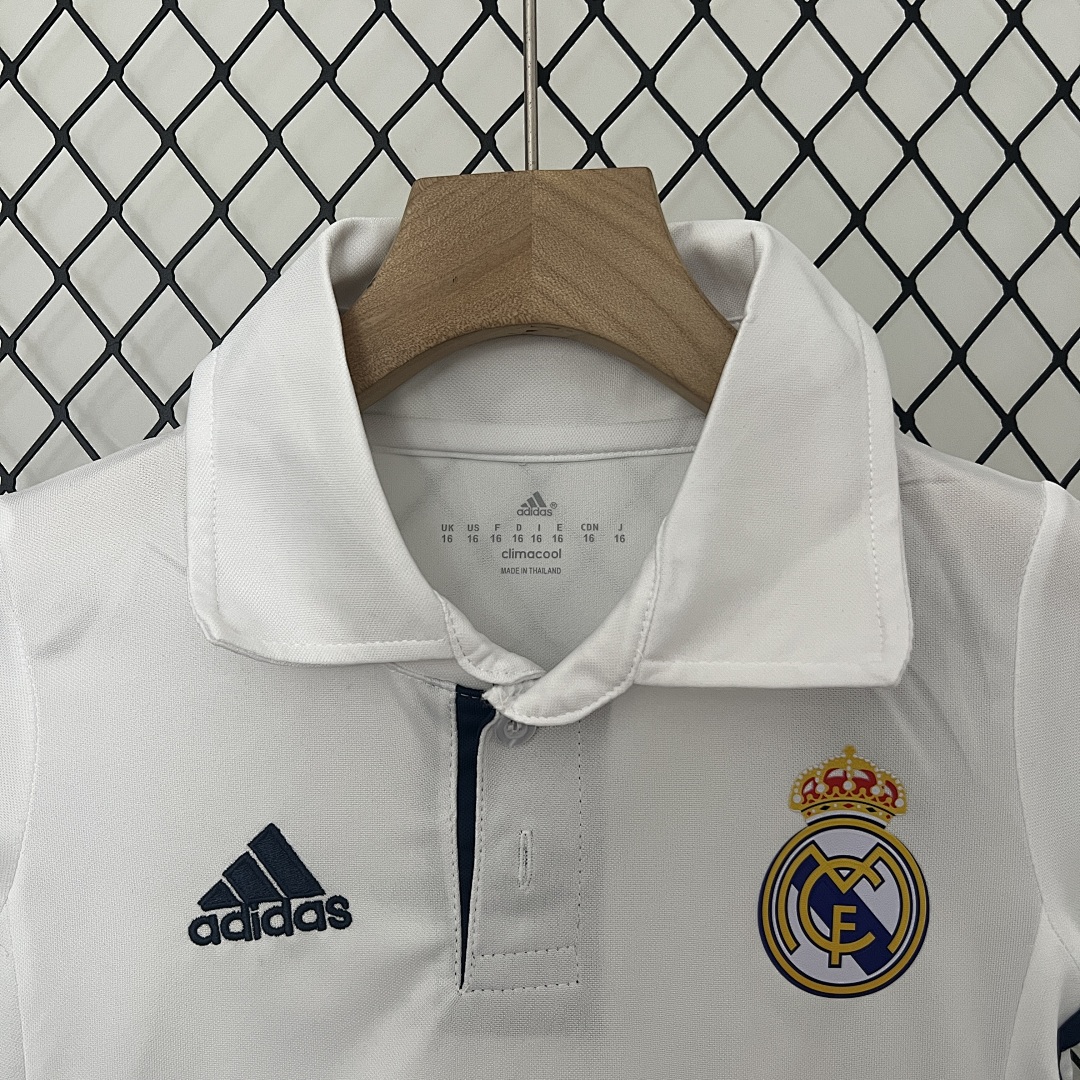 kids Real Madrid 16/17 home size: 16-28 9