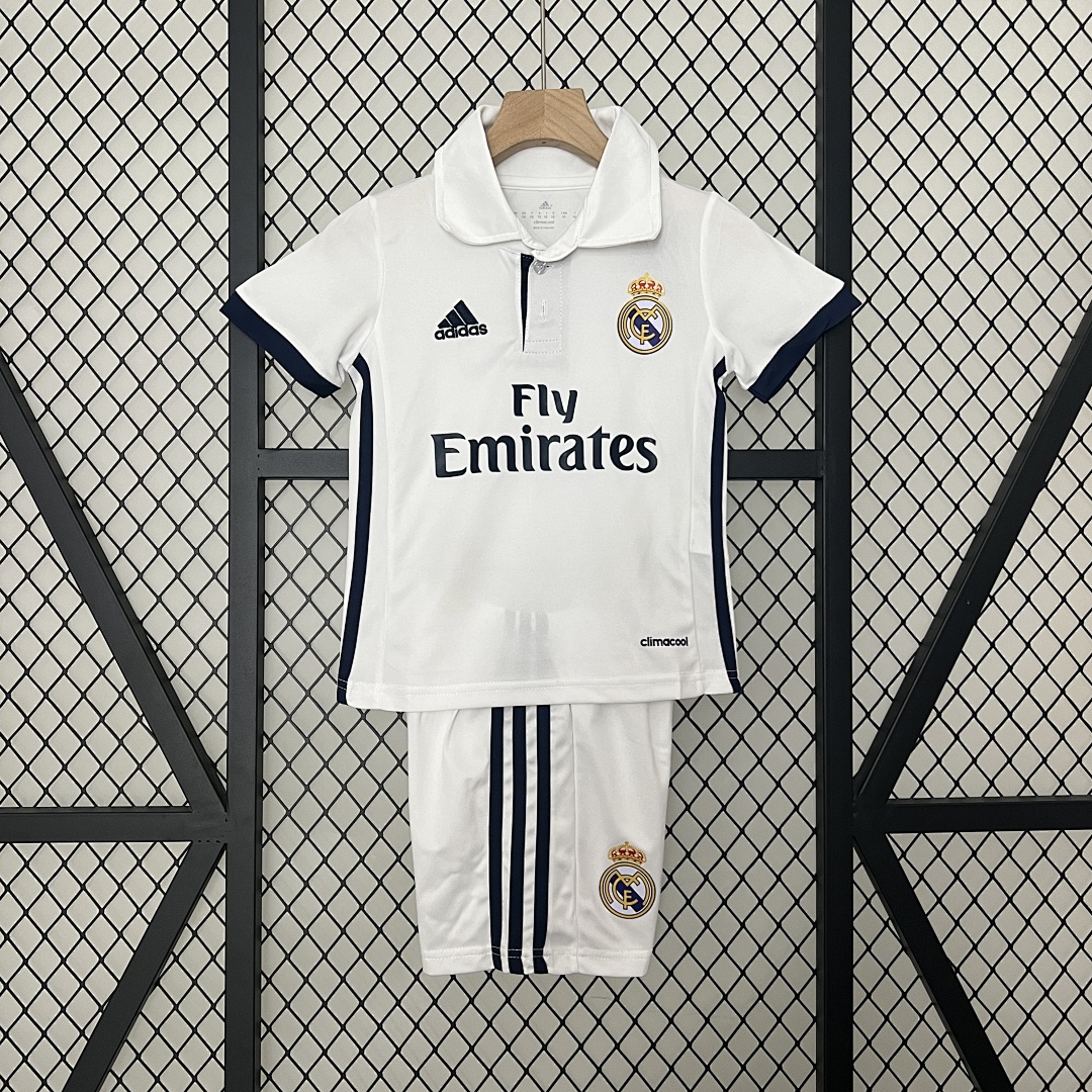 kids Real Madrid 16/17 home size: 16-28 10