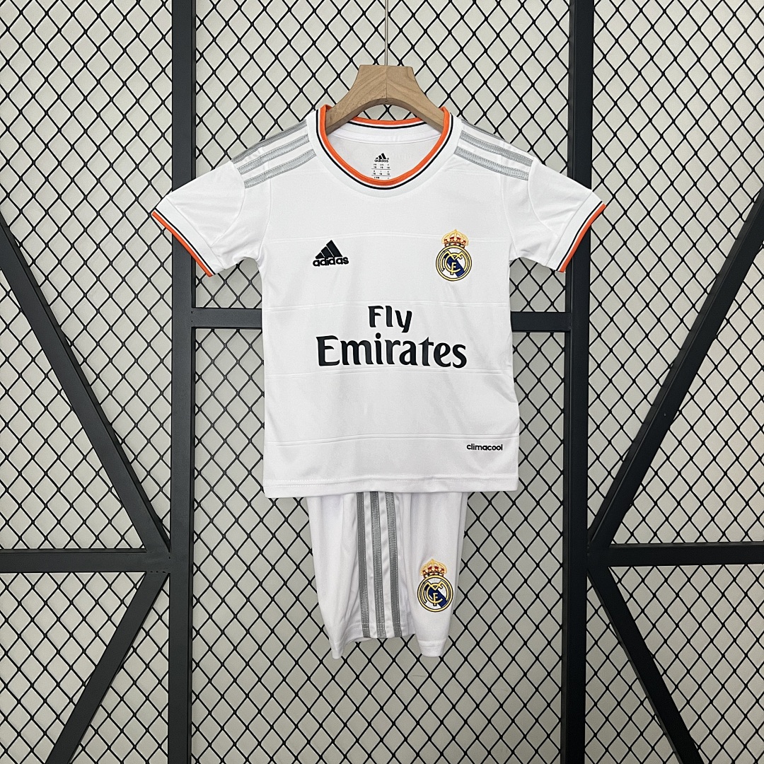 kids Real Madrid 13/14 home size: 16-28
