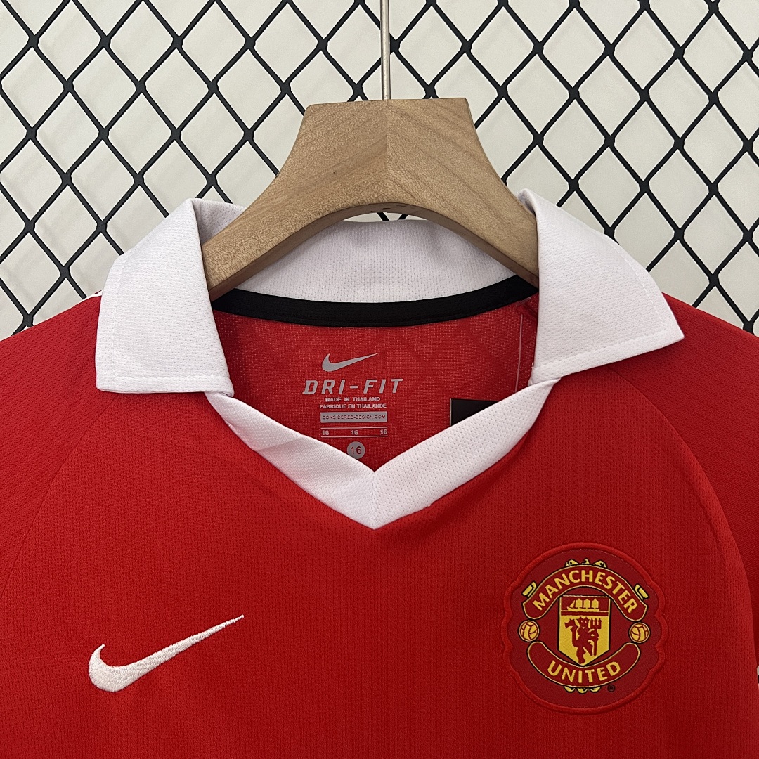 kids M-U 10/11 home size: 16-28 5