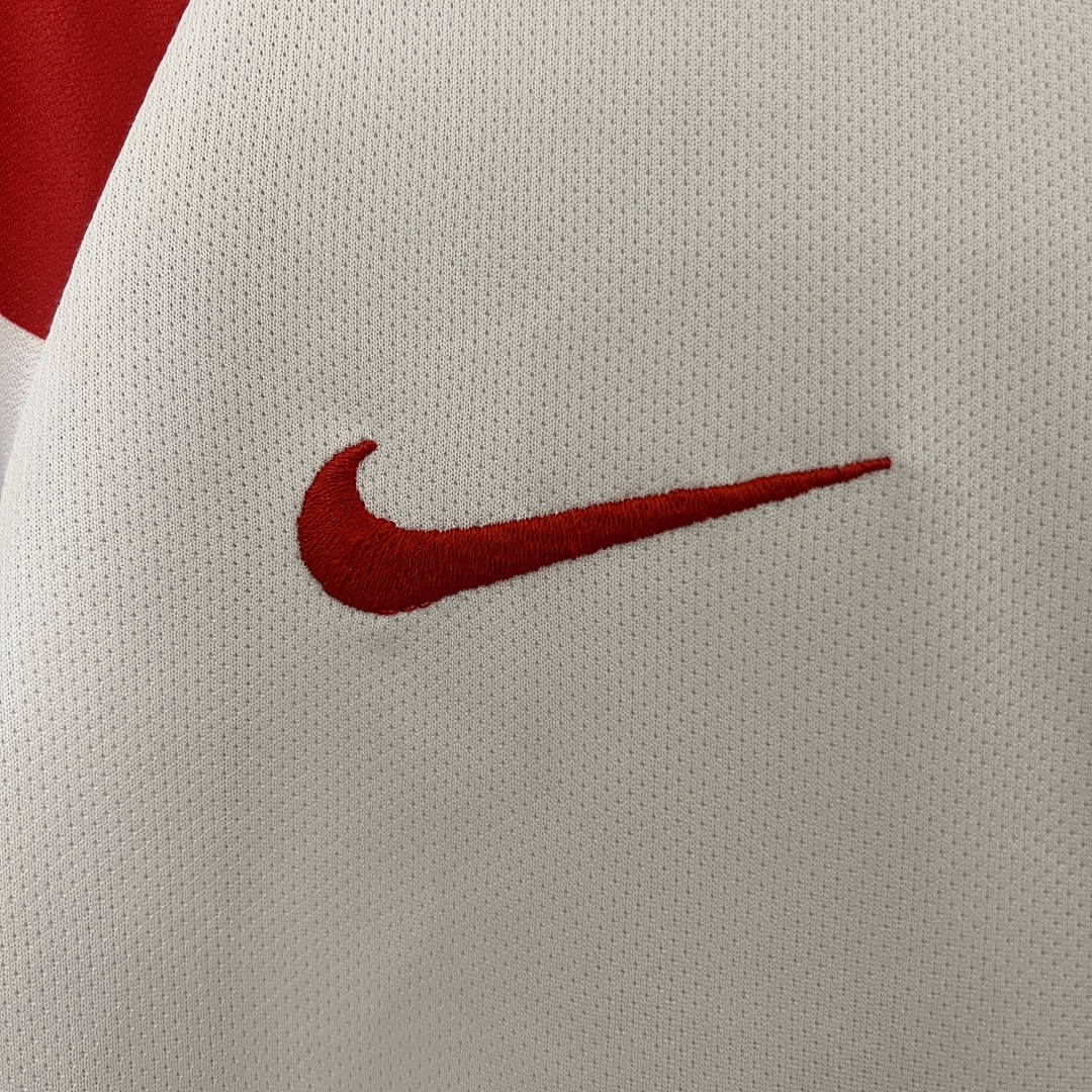 kids M-U 10/11 Champions League away size: 16-28 7