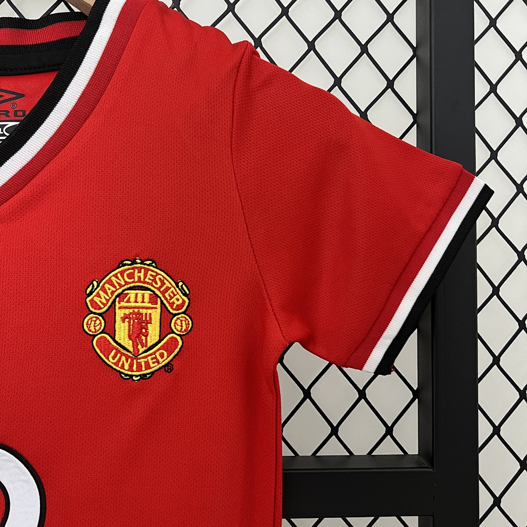 kids M-U 00/01 home size: 16-28 9