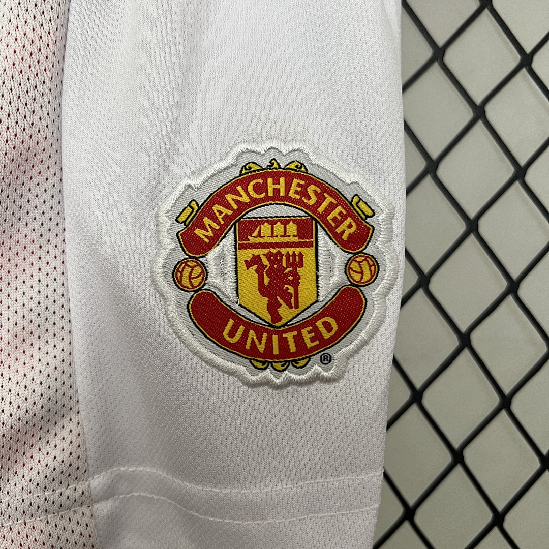 kids M-U 12/13 home size: 16-28 9
