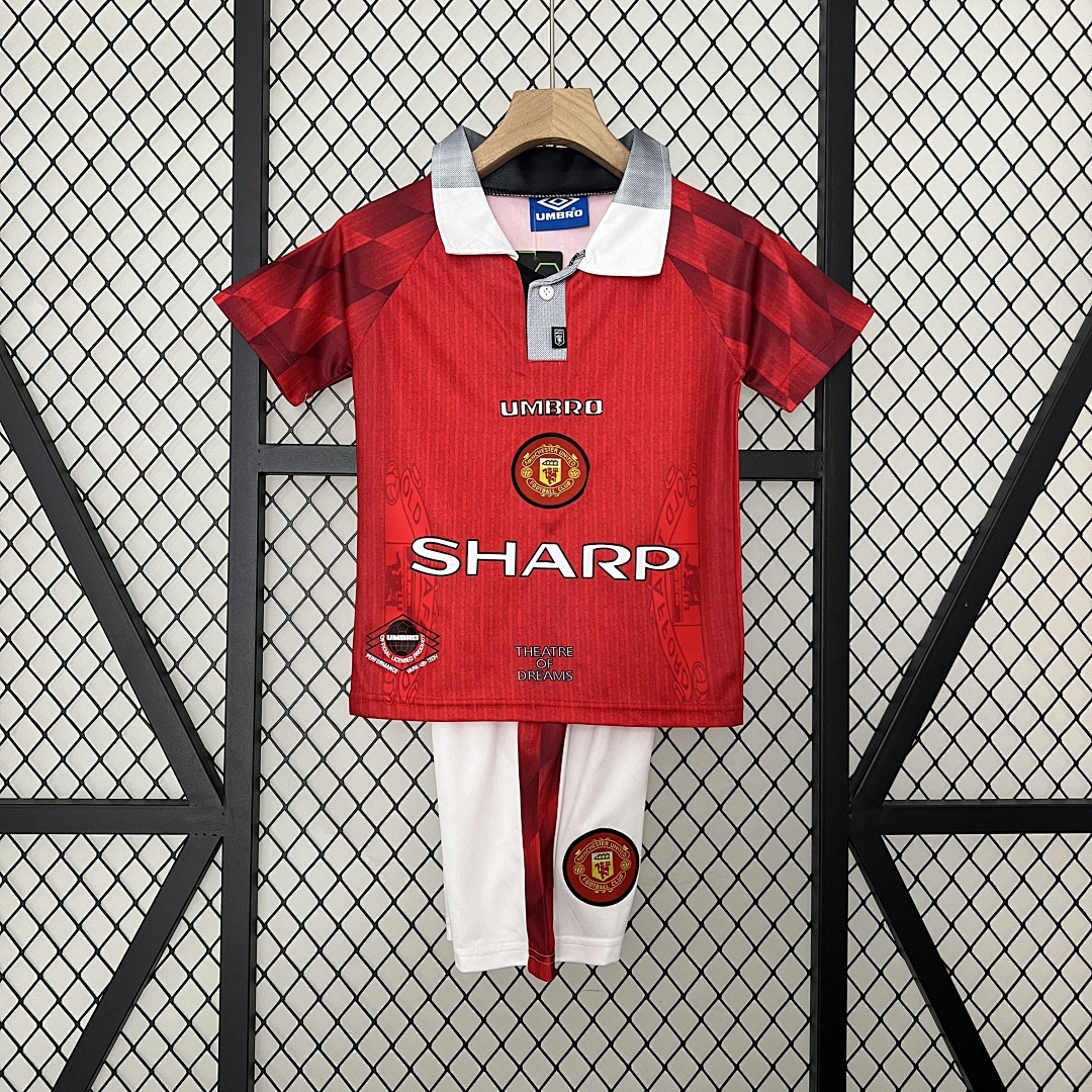 kids M-U 96/97 home size: 16-28