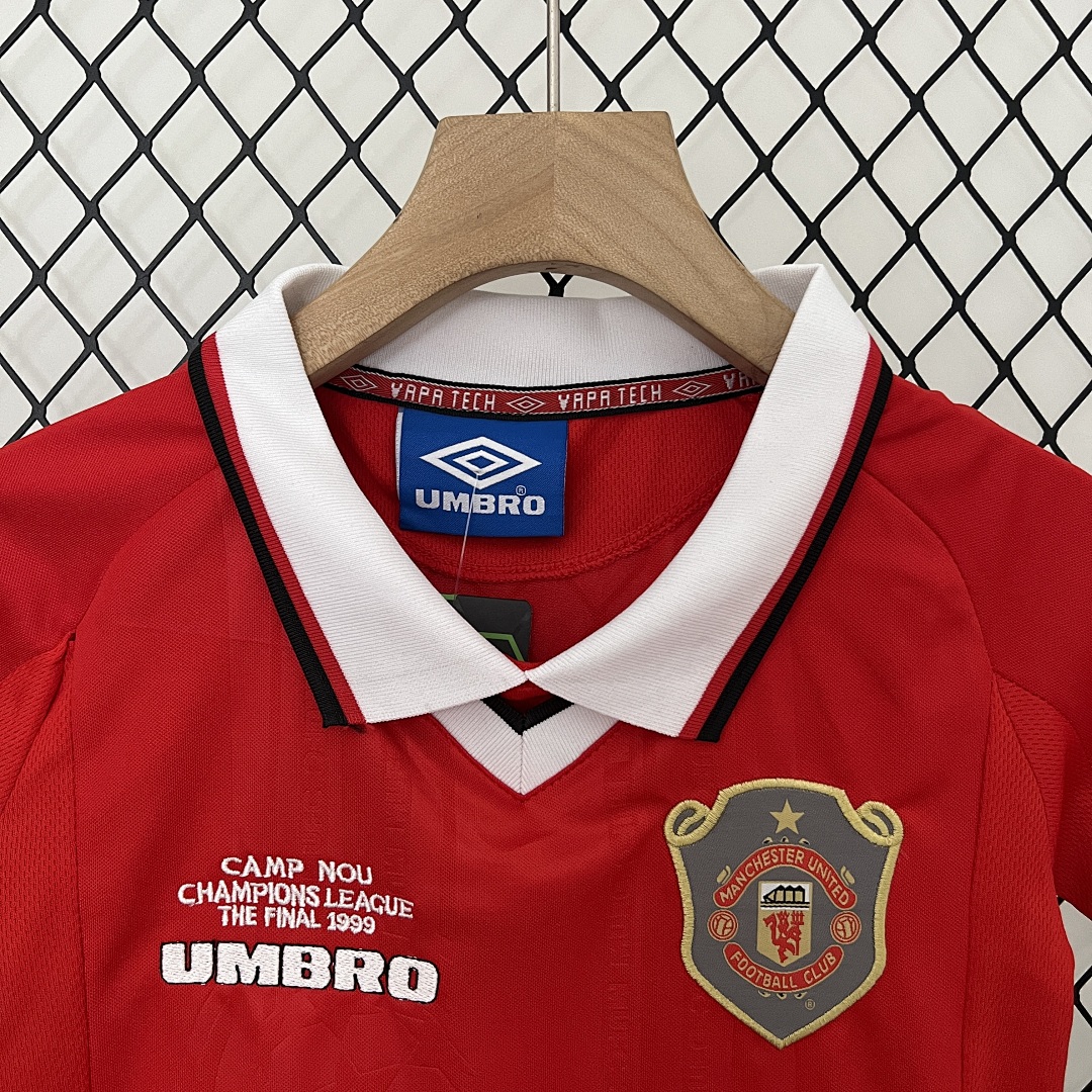 kids M-U 99/00 home size: 16-28 3