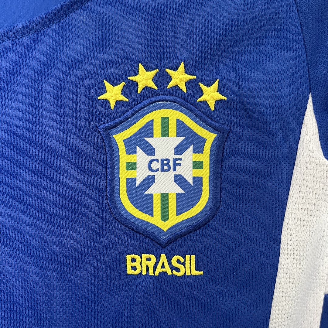 kids Brazil 2002 away size: 16-28 5